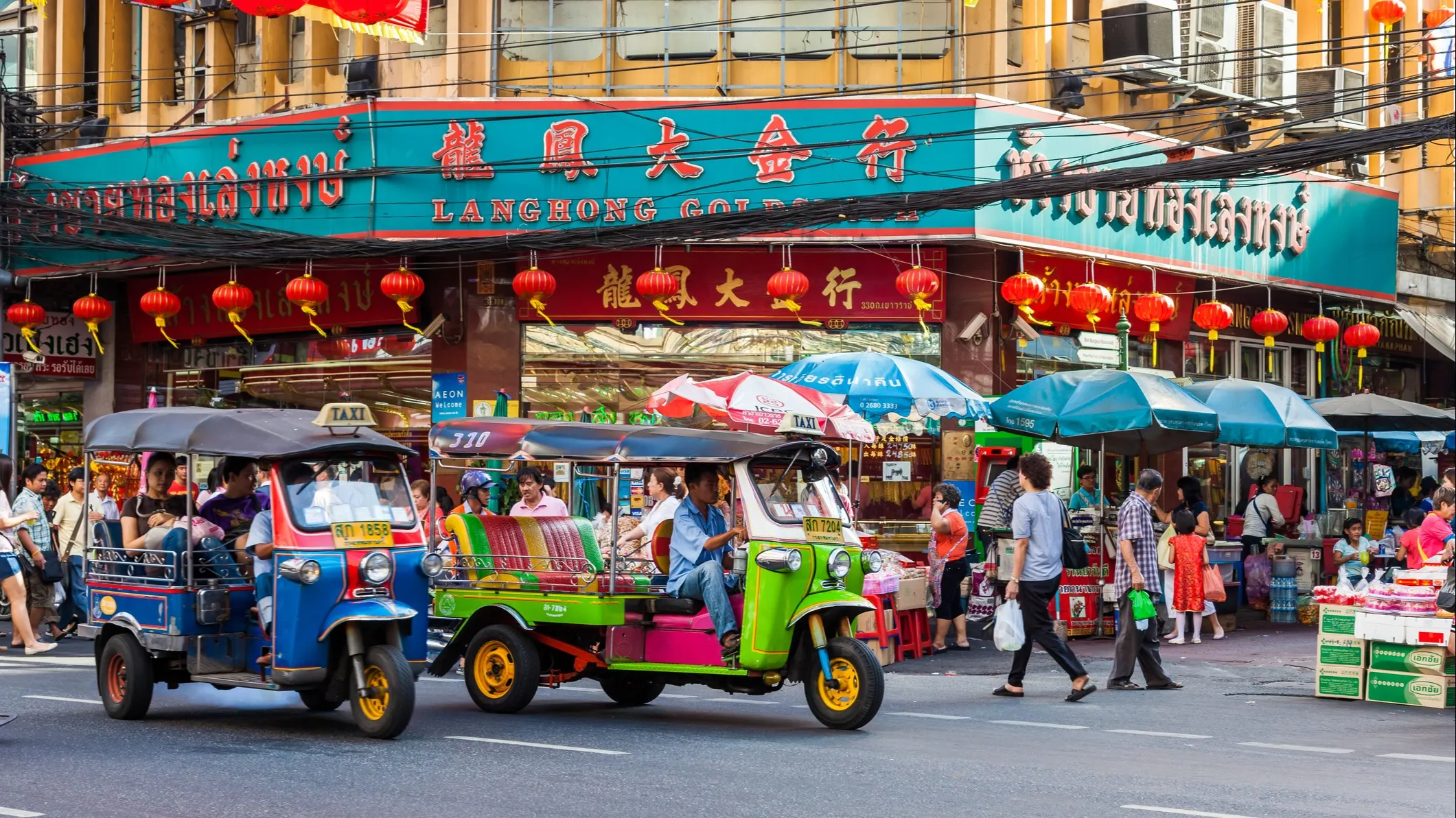 time to visit Thailand street