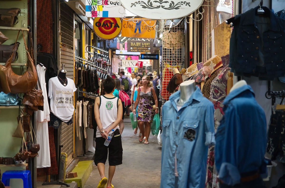 Decoding Thai Baht: A Tourist's Guide to Shopping with Thailand Currency