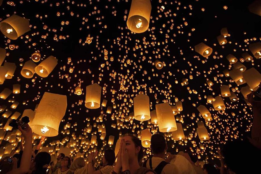 Lanna Yi Peng festival traditions