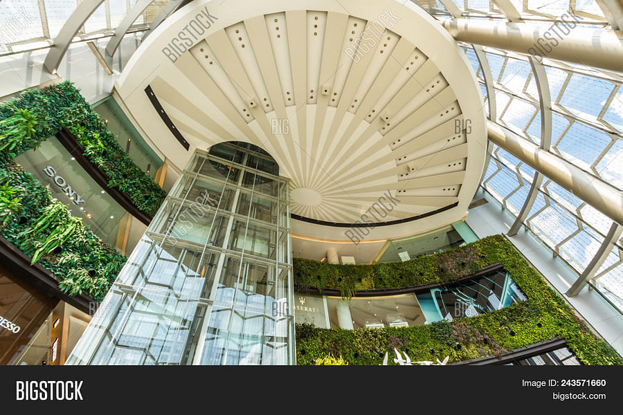 Siam Paragon mall interior